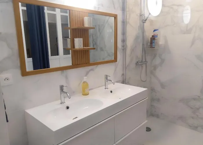 Cosy Et Atypique Rdc Centre La Rochelle (Charente-Maritime)